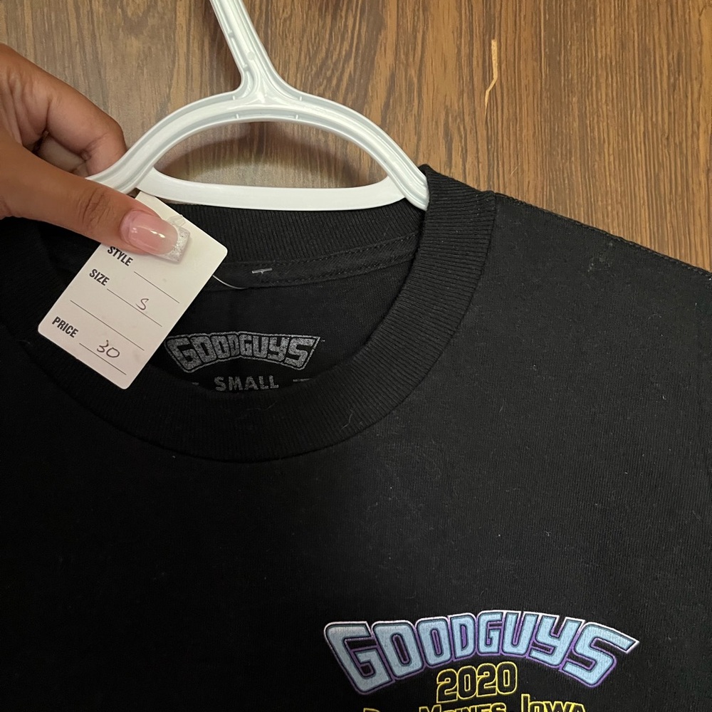Small Graphic Car Tee - Picture 3 of 3